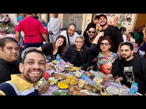 باب الخلق طعمية كيري وبطاطس جمبري وفول بالخلطة الجحش اقدم مطعم فول في السيدة زينب