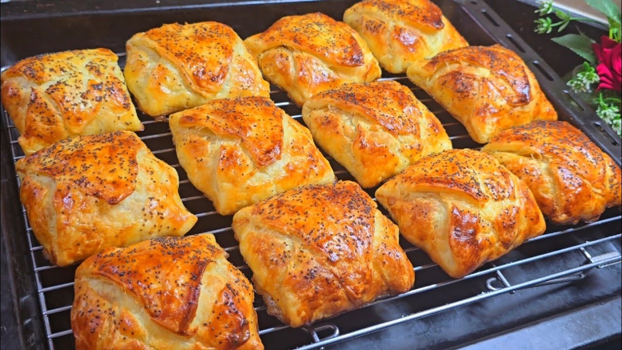 رغيفات معمرين بحشوة لذيييذة👌والتقرميشة ضروري تسمعوها 🤌