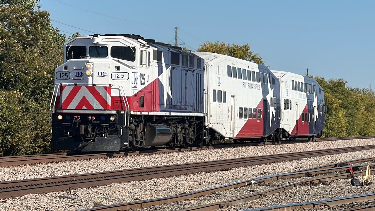 TRE & DGNO trains at the DGNO Mockingbird Yard in Dallas, TX - 11/6/25