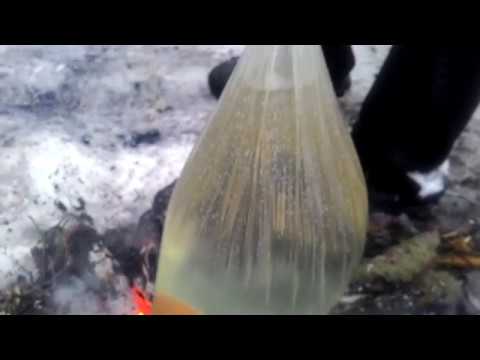 Кипячение воды в пакете - YouTube