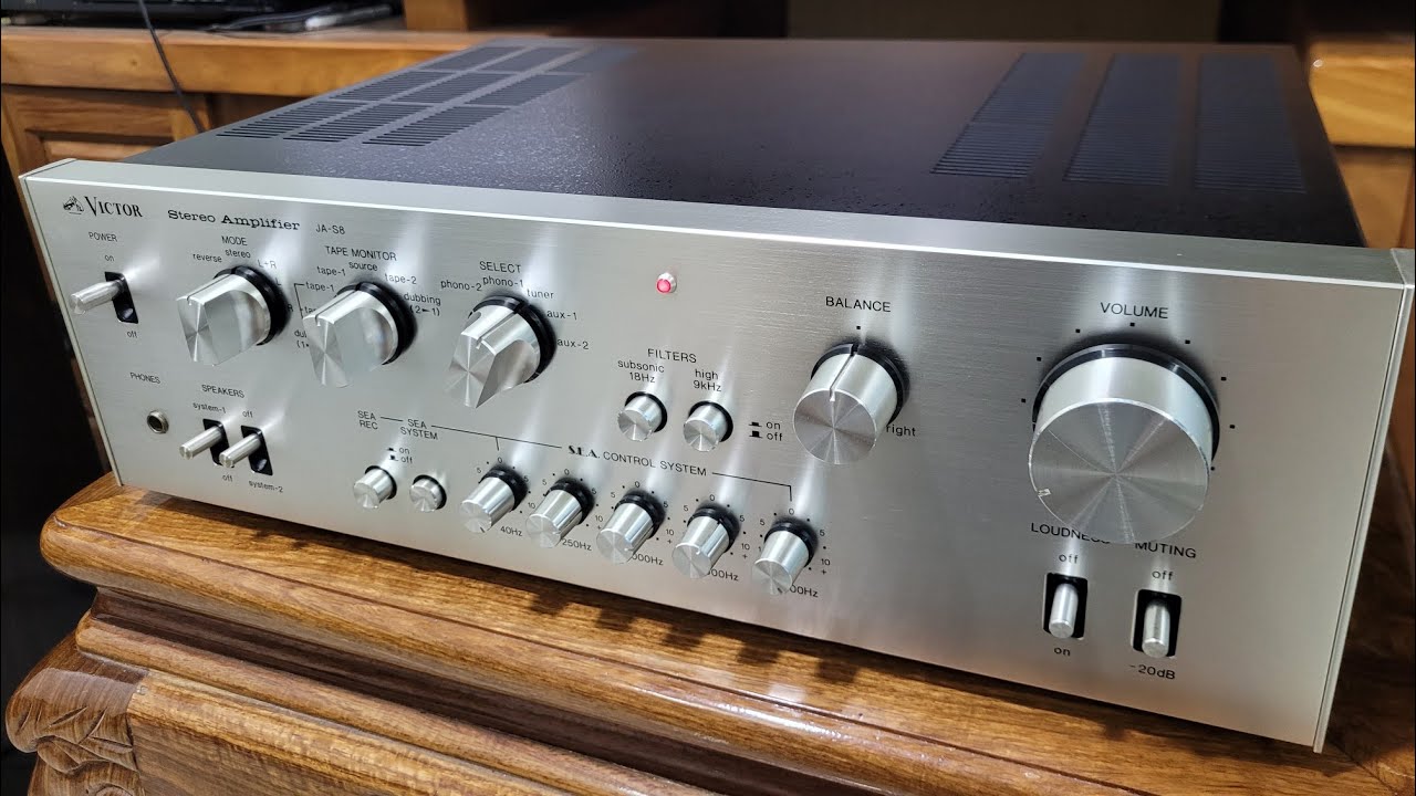 VICTOR JA-S8 in great condition, sounds amazing, worth the $3.8M