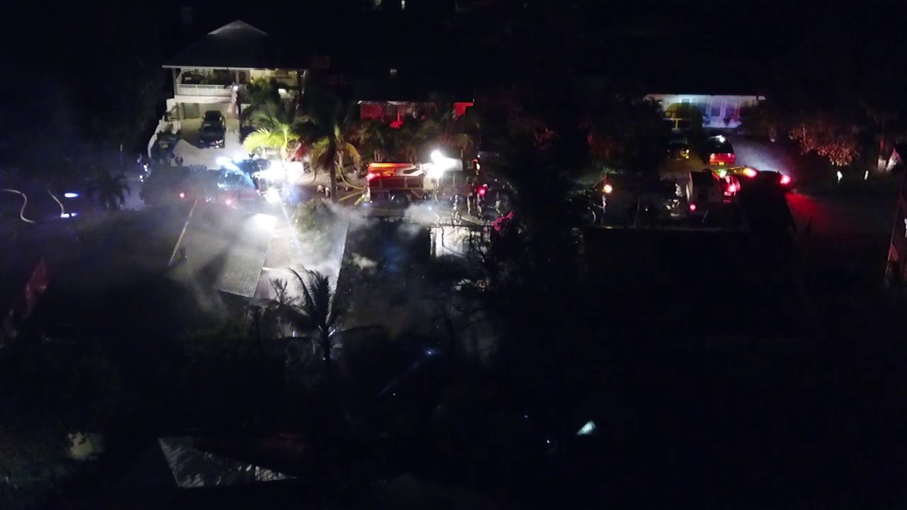 Crazy house fire in ft myers beach florida - YouTube