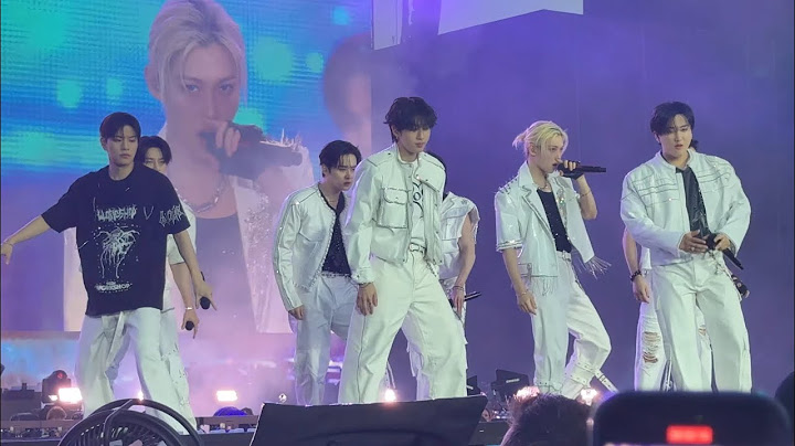 Stray Kids Giant Dominate Toronto 062925
