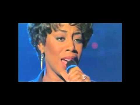 Tears For Fears - Woman In Chains (ft. Oleta Adams, Live on French TV,  1995) 