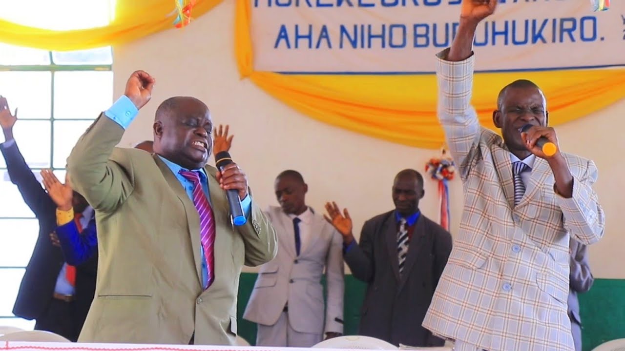 TURITEZE IBITSIBO MW'IJURU//Pasteur SINGIRANKABO Chadrack