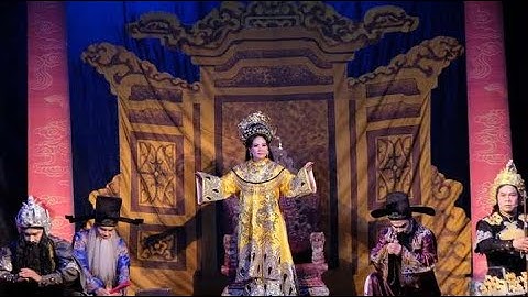 Thanh Ngân tỏa sáng trong đêm diễn Giổ tổ 