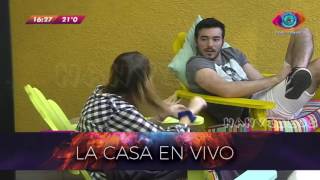 Gh 2016 15 08 Yasmila Y Pato En El Patio Gran Hermano 2016 Gh 2016 15 08 Yasmila Y Pato En El Patio Gran Hermano 2016