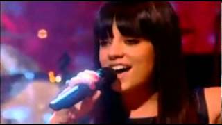 Lily Allen -The Lady Is A Tramp (Live)