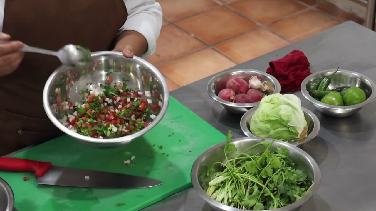 Al Sabor del Día - Tostadas de Salpicón