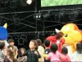 佐藤弘道さんが子供たちと恐竜体操