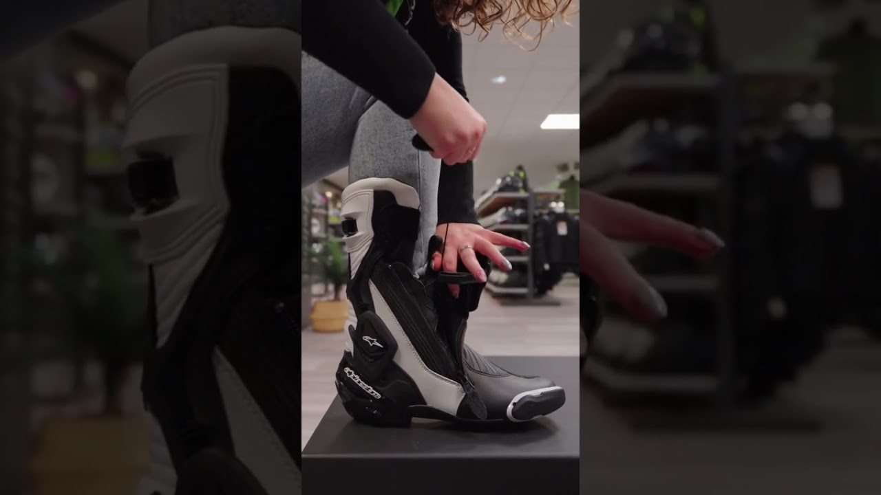 “Alpinestars SMX-Plus V2” 