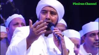 KUDUS BERSHOLAWAT BERSAMA HABIB SYECH DI ALUN-ALUN KUDUS