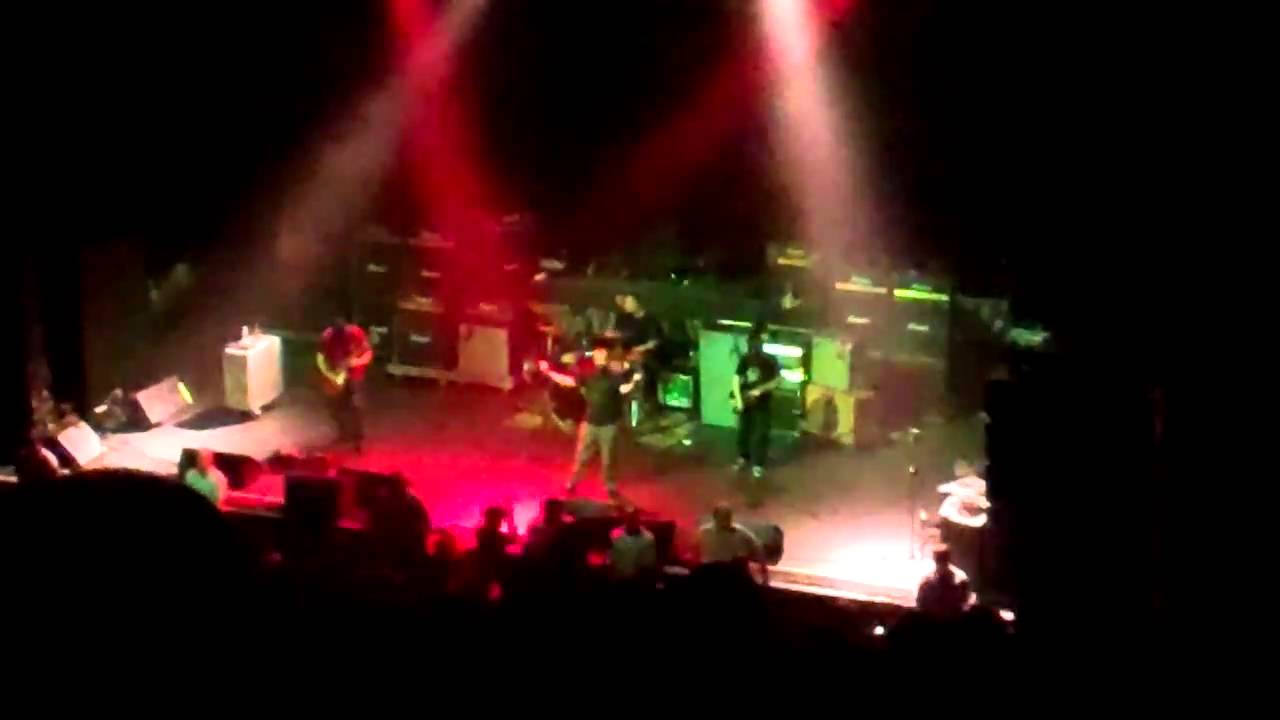 clutch the midland intro 50000 unstoppable watts and mob goes wild