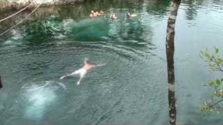 Ri & Ez won't jump but Nemo will - Mexico Cenote