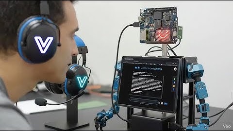 ARDUINO UNO Q PROJECT | Man and Robot Chat | Raw 1 shot