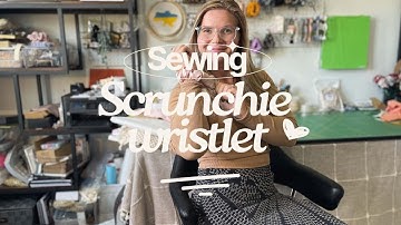 Make a scrunchie wristlet keychain / diy key fob sewing tutorial for beginners / 10 min sewing
