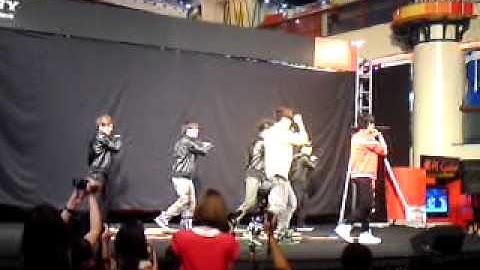 ECX & Dong Yu Zhe - Sony Walkman Launch @ Sungei Wang