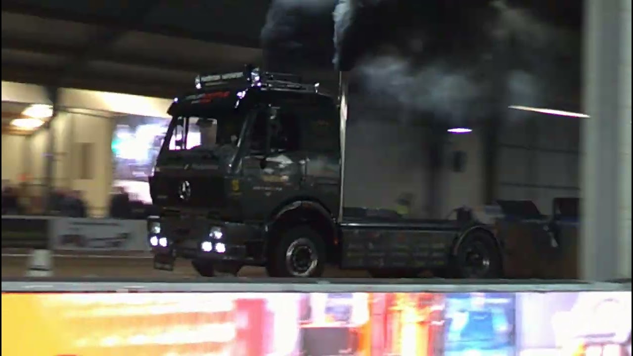 Powerliner Mercedes V12 Sport Trucks Indoor Putten 2025