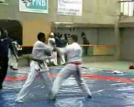 SA Nationals Senior Heavyweight Clicker Fight 1 20070707