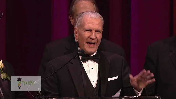 Pennsylvania Educator Leslie Nicholas accepts the ...