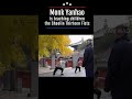 Under the thousand-year-old ginkgo tree, Yanhao is teaching children the Shaolin Thirteen Boxing