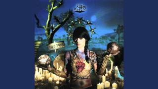 Video thumbnail of "Siren Song - Bat For Lashes (Lyrics in Description)"