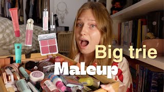 JE TRIE MON MAKEUP