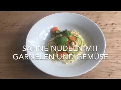 Video: Warmer Salat Mit Garnelen Und Nudeln