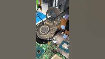 Cleaning a Lenovo Yoga (tetanus edition) #tech #pc #technology #shorts #laptop