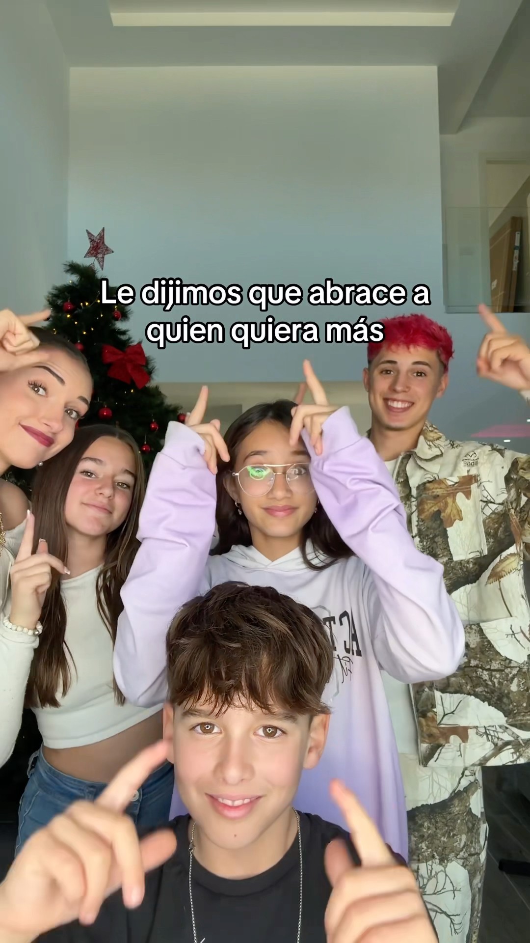 A quién abrazarías tú primero?❤️