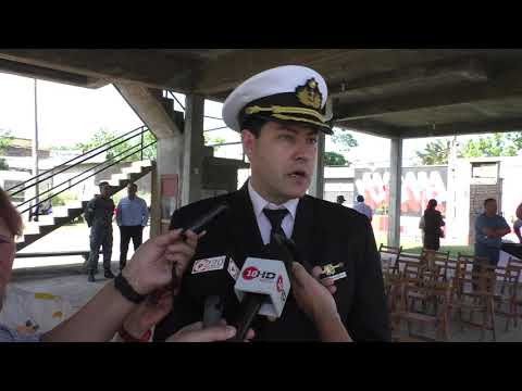 Carlos Vidal en acto por los 202 años de la Armada Nacional