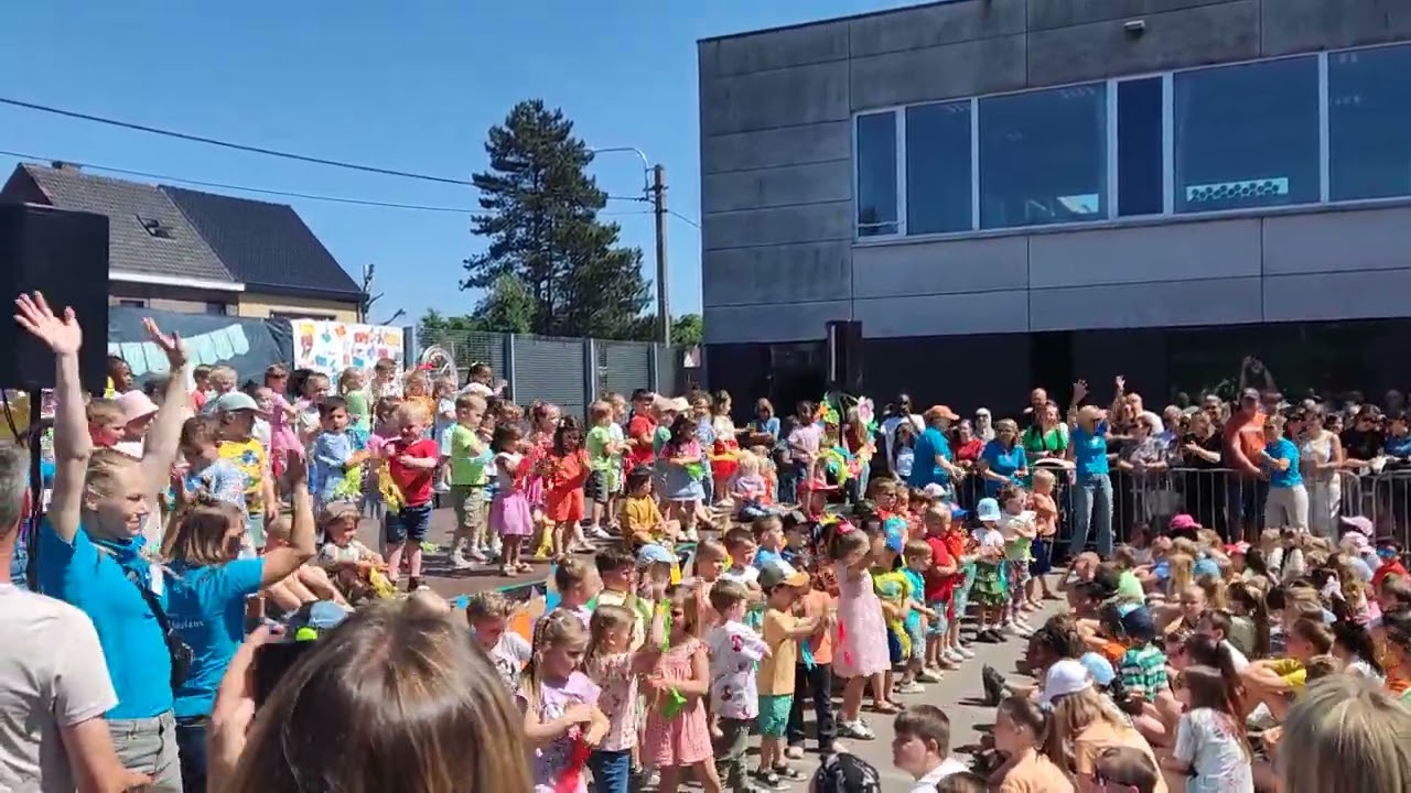 Schoolfeest Sint-Laurens Zelzate 2025 - Optreden kleuters #2
