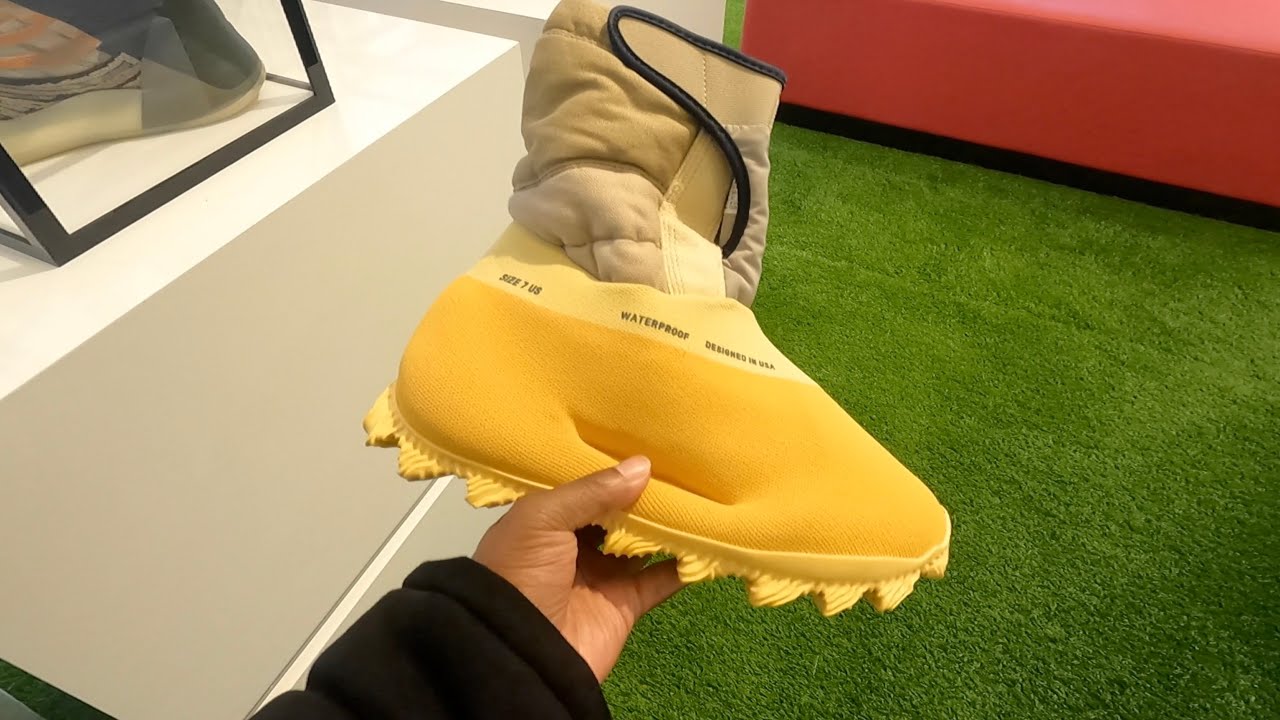 Finally seeing the Knit Runner Boot