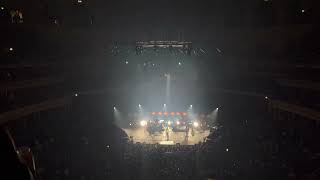 James Bay - Everybody Needs Someone (Live at Royal Albert Hall)