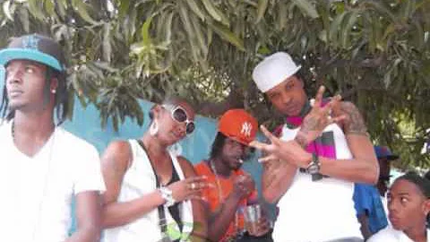 Tommy Lee   Grave Yard Klappaz Riddim MAY 2011 R V L Gaza Sparta U I M Rec