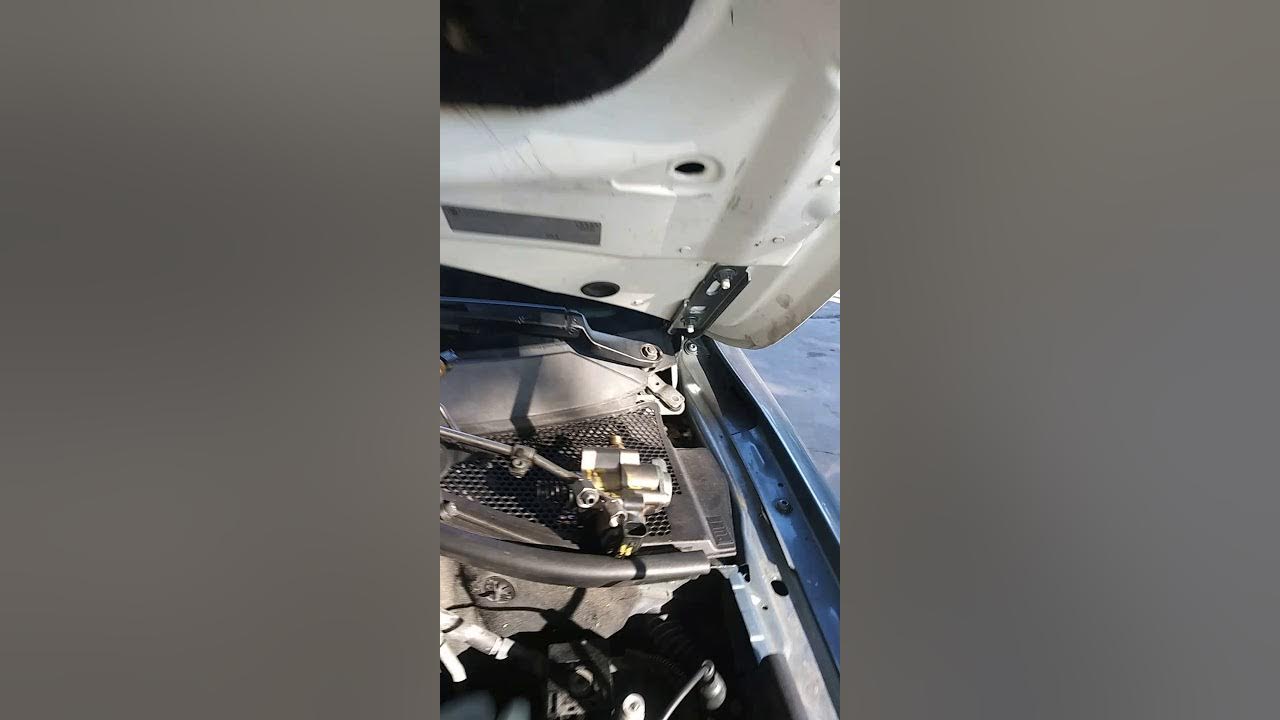 How to replace fuwl pressurw sensor on audi q7 2007 4.2 fsi on 1 1/2
