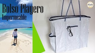 BOLSO PLAYERO IMPERMEABLE CON TAPA Y CIERRE.