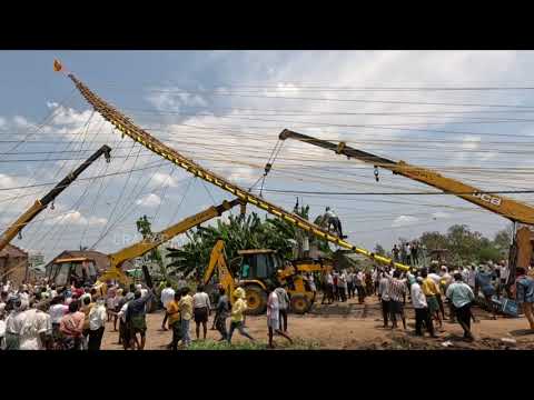 Gunti Gangamma Thirunalaki Sivarampuram Telugu Desam Prabha standing prabha lifting sivarampuram TDP