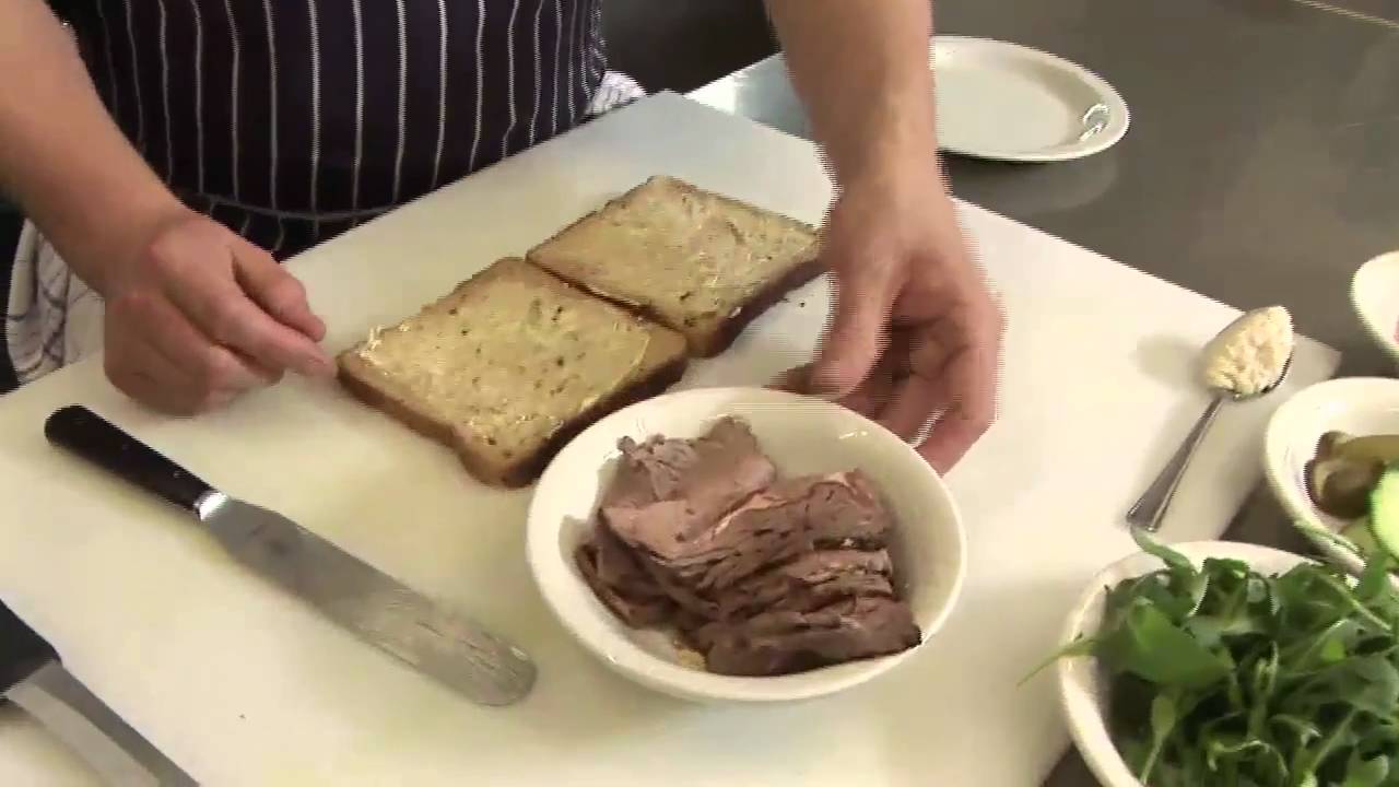 How To Make A Roast Beef Sandwich - YouTube