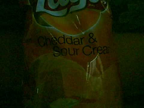 lays cheddar and sour cream chips mmmmmmm
