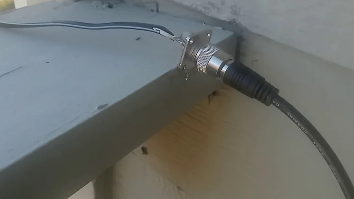 Using Rain Gutter as an Antenna😅