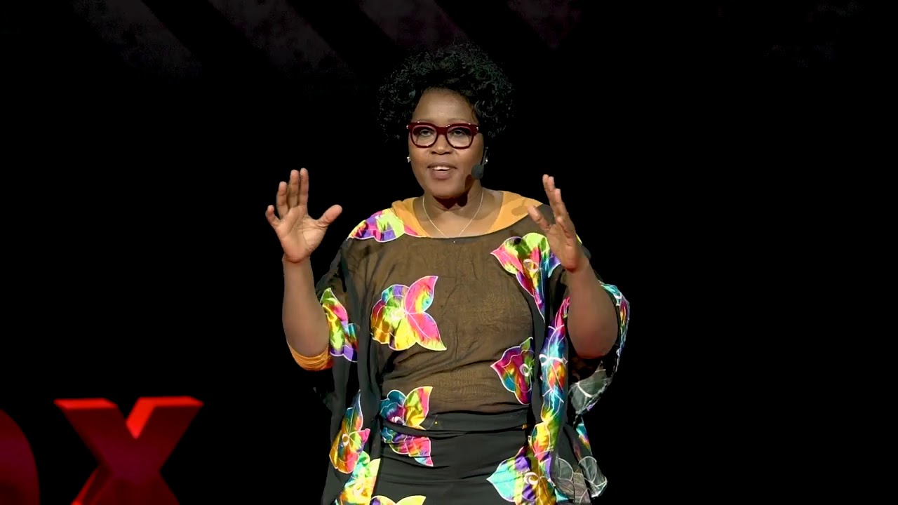 Pratiquer le massage bien-être : une évidence après mon E.M.I | Betty Neault | TEDxPoitiers