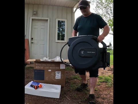 Giraffe Tools Retractable Garden Hose Reel - Unboxing, installation, and  troubleshooting 