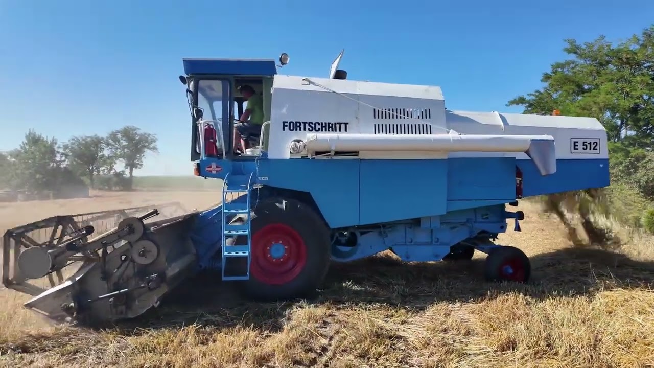02 Žatva jačmeňa 2025 🌾 | Kombajn Fortschritt E512 v plnej sile