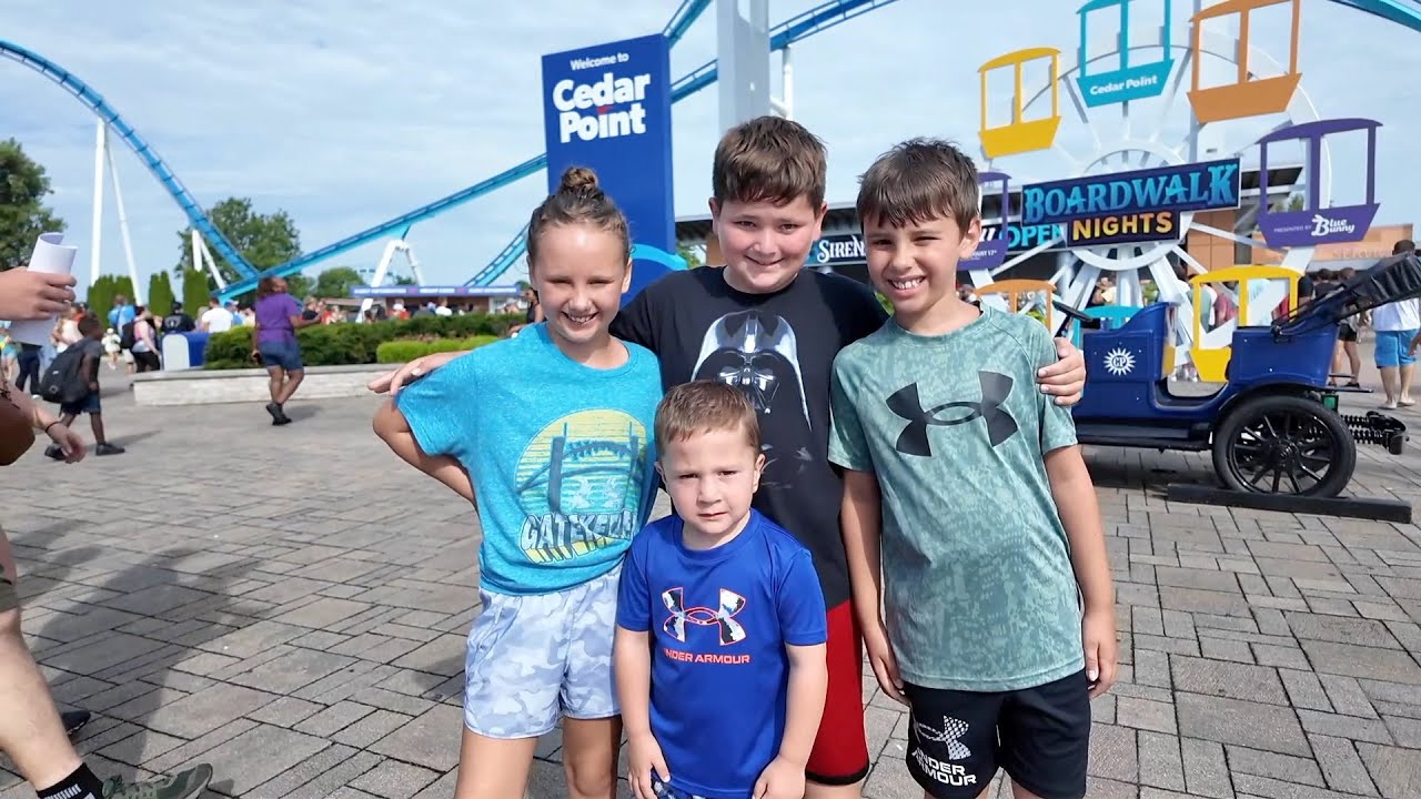 Отпуск в Сидар-Пойнте от кузенов