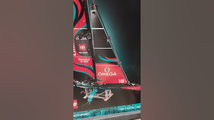 Lego technic 42174 Yatch Emirates team New Zealand AC75