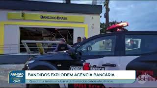 EXPLOSÃO! Bandidos explodem agência bancária, mas fogem sem levar nada. #sbtnews #noticias