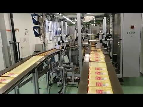 Производственная линия на шоколадной фабрике "Красный Октябрь"