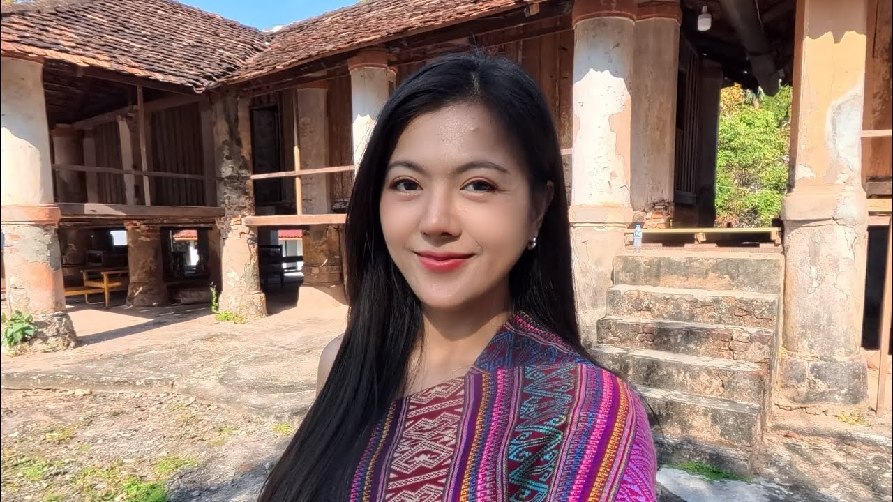 🇱🇦 วัดพระบาทโพนสัน งาน บุญประเพณีประจำปี ที่ลาว￼ มีน้องน้องนักเรียนมาช่วยงานด้วย หน้ารักมากค่ะ