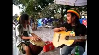 Musisi Pantai Nyanyi Lagu Reggae, Mainin Musiknya Keren I Disayidan   Shaggy Dog 1